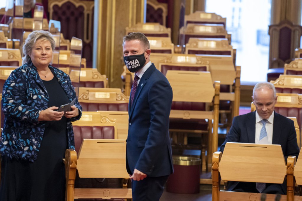 Bildet viser Erna Solberg, Bent Høie og Jan Tore Sanner,