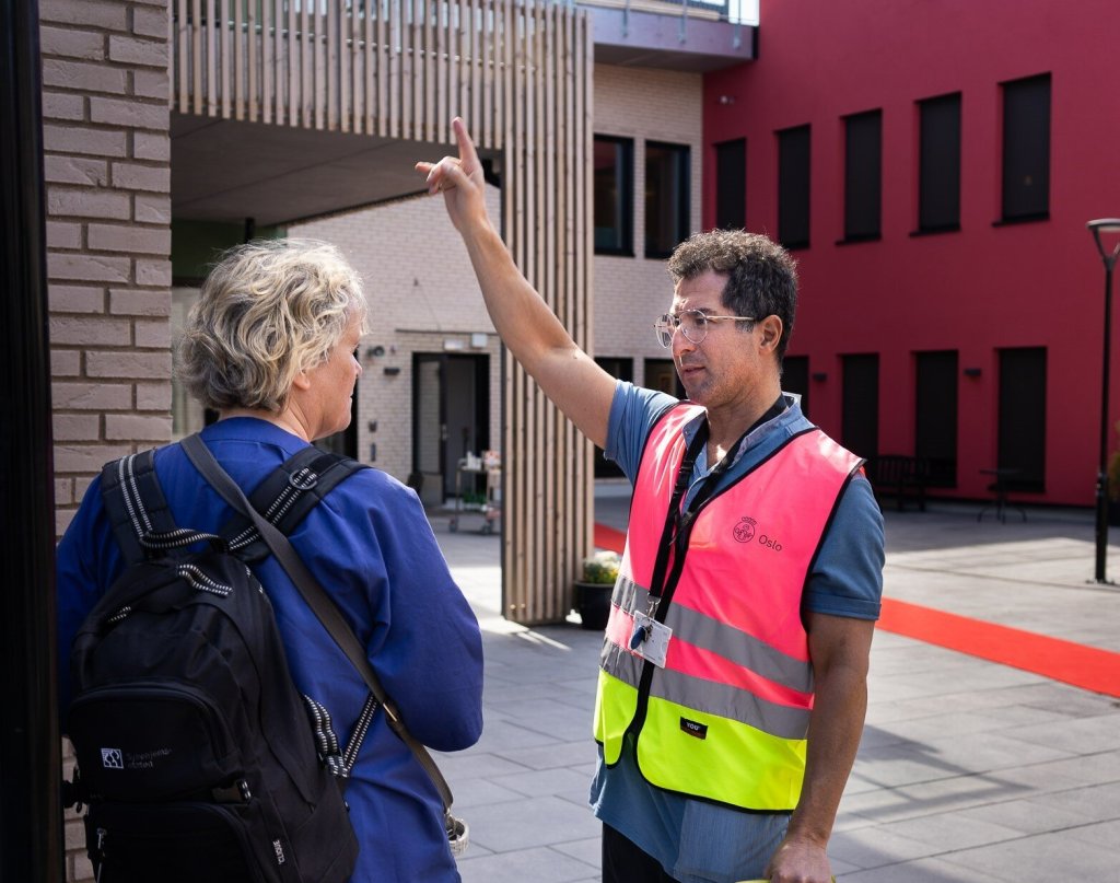 Bildet viser fagsykepleier Reza Moadel Mojdehi