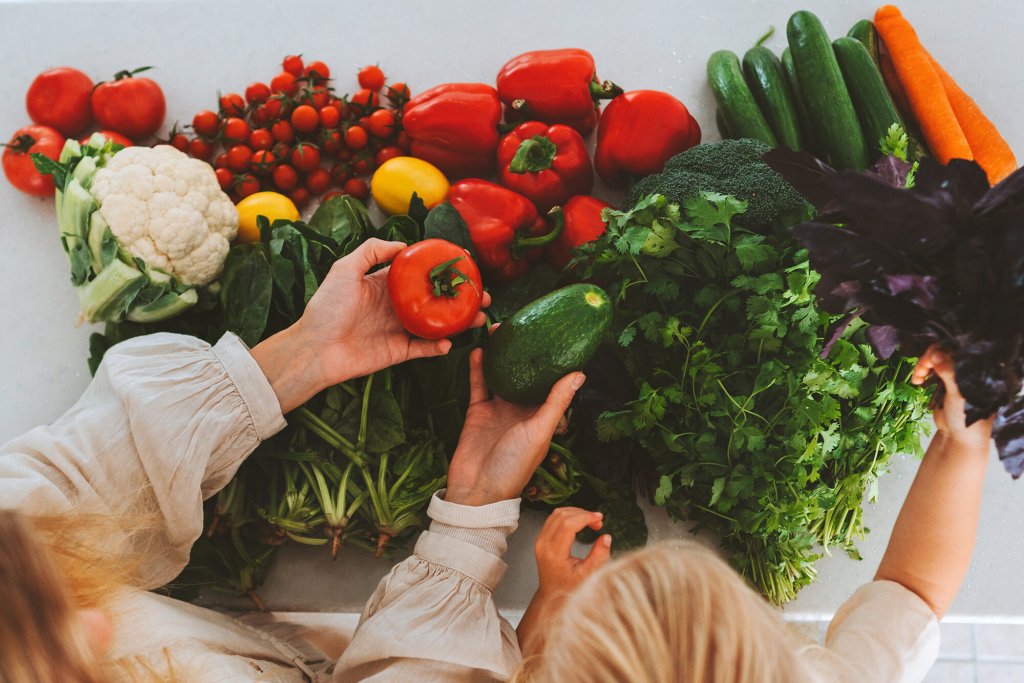 Bildet viser en rekke vegetariske matvarer