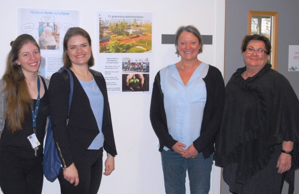 Bildet viser Catrine Hovland Ottervig, Lina Oelschlägel, Gerd Sylvi Sellevold og Elisabeth Finnbakk ved Lovisenberg Diakonale Høgskole.