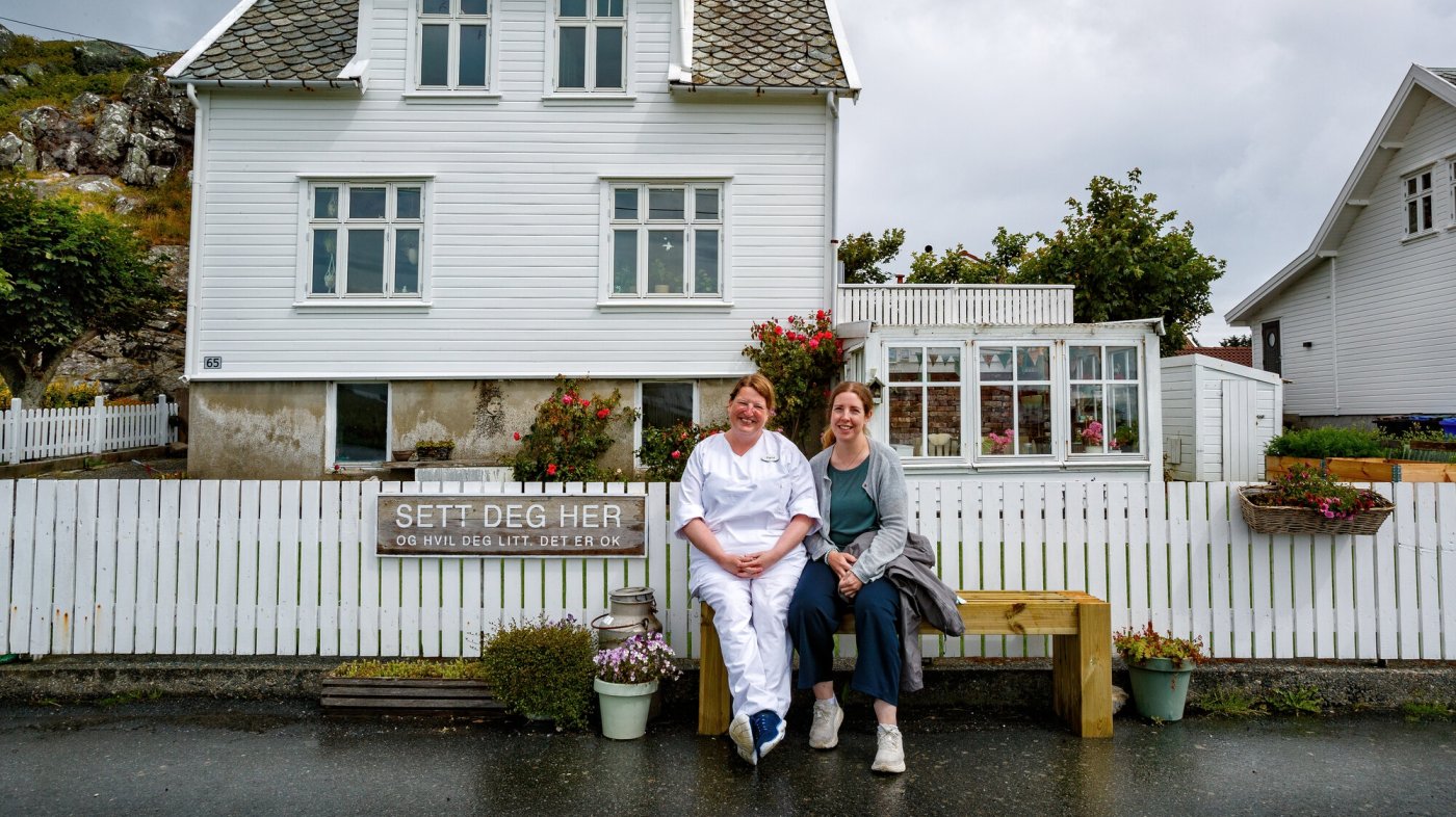 Bilde av sykepleierne Sigrid Marie Thomassen og Kjersti Klovning Skare