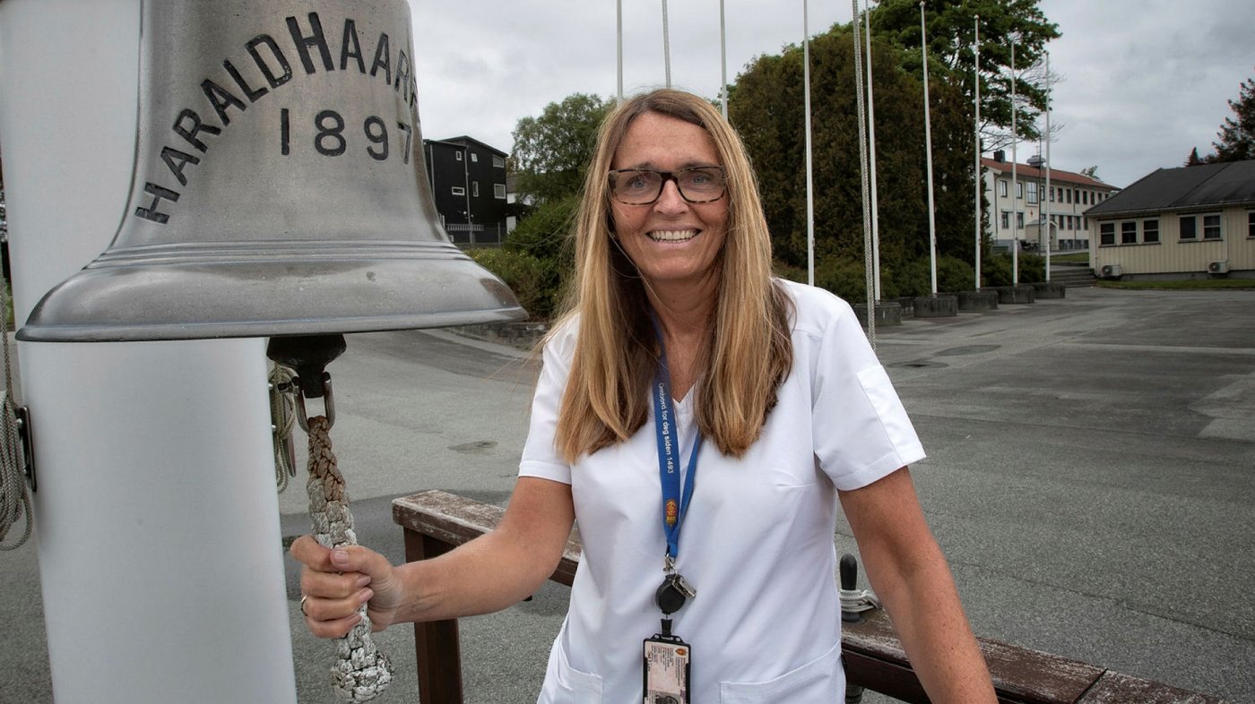 Bildet viser sykepleier Sissel Austråt i Madlaleiren.