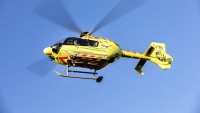 Bildet viser en helikopter fra luftambulansen