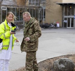 Bildet viser Marte Kjønnøy og Andrij.